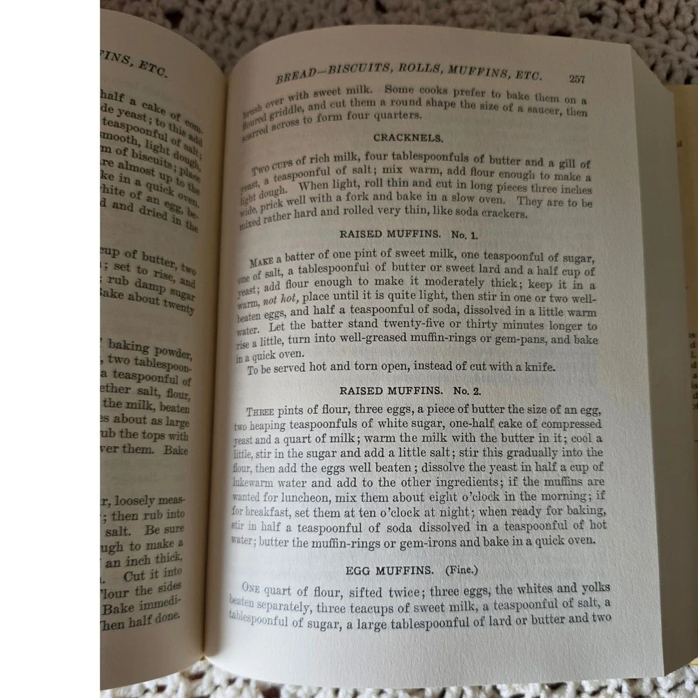 The Original White House Cookbook 1983 Reprint Ziemann Gillette Hardcover Yellow